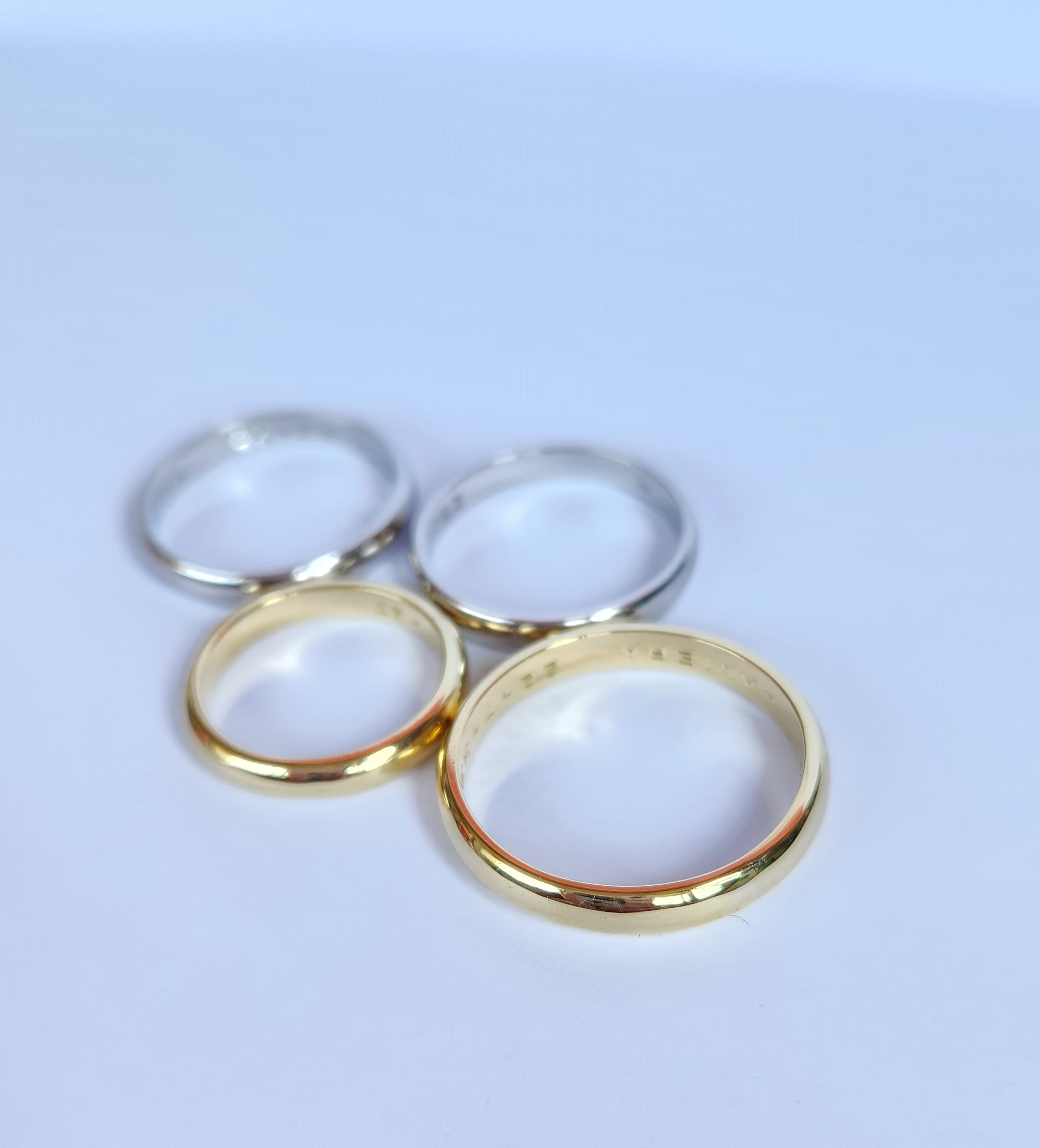 Argollas de Matrimonio Clásicas DV Oro