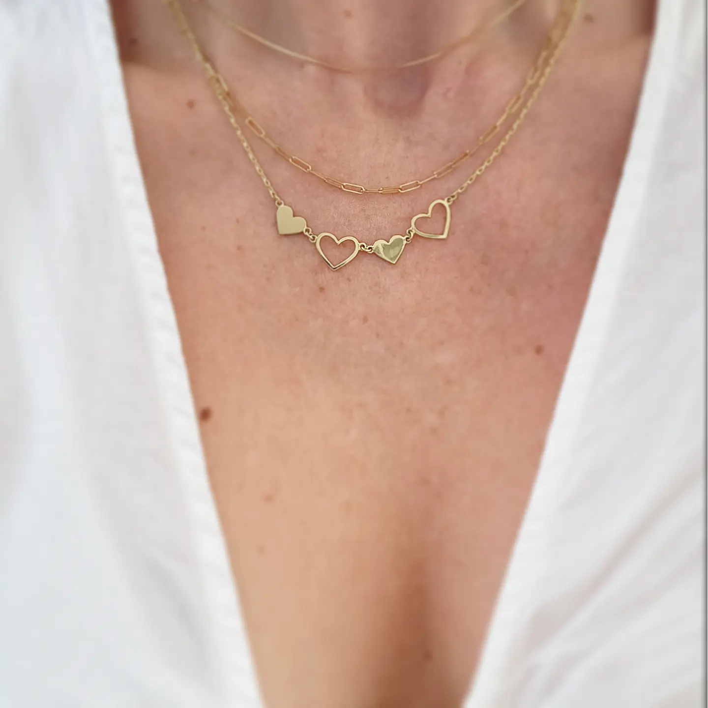 Collar Corazones Oro