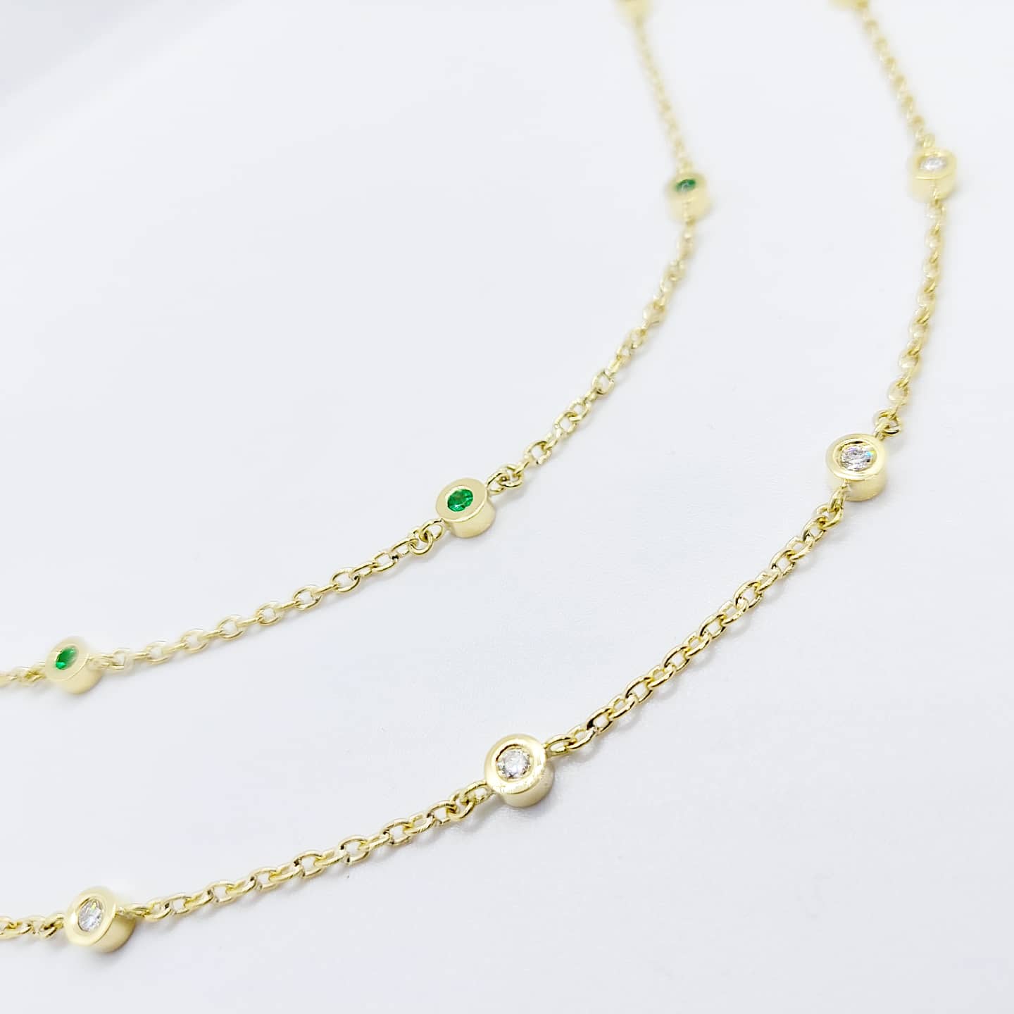 Pulsera Punto de Luz Oro