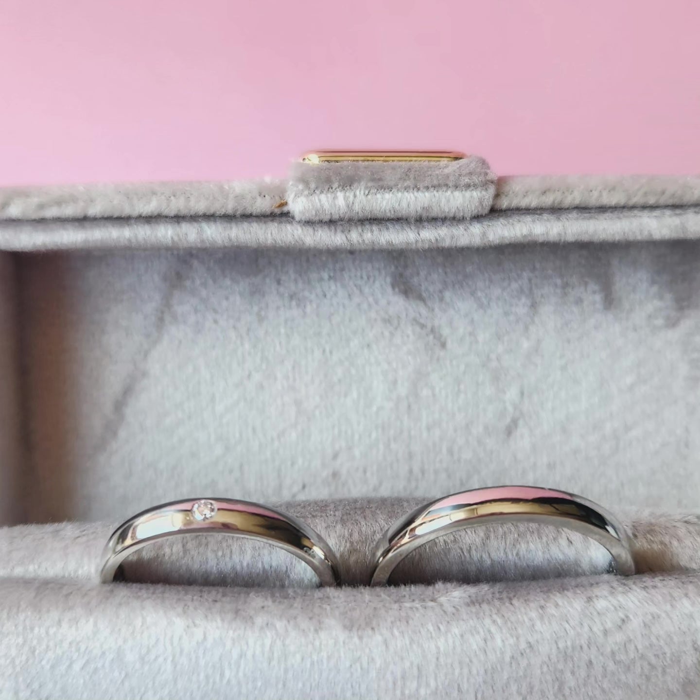 Argolla de Matrimonio Clásica DV Diamante