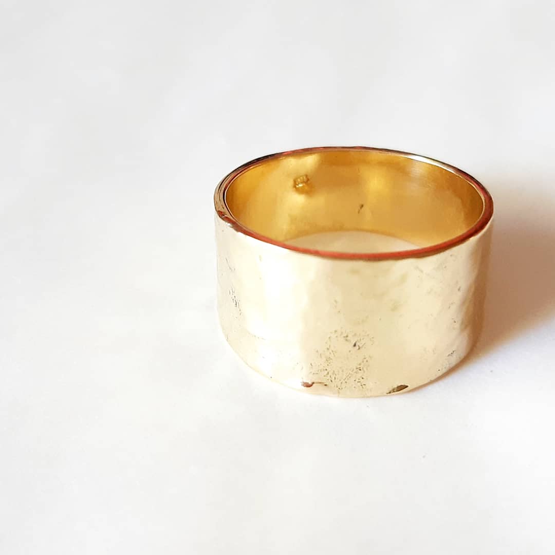 Anillo Martillado Oro